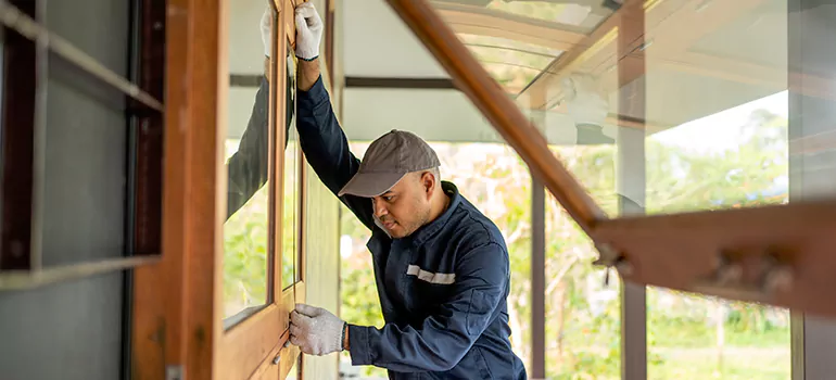 Double Hung Vinyl Window Sash Replacement in Haines City, FL